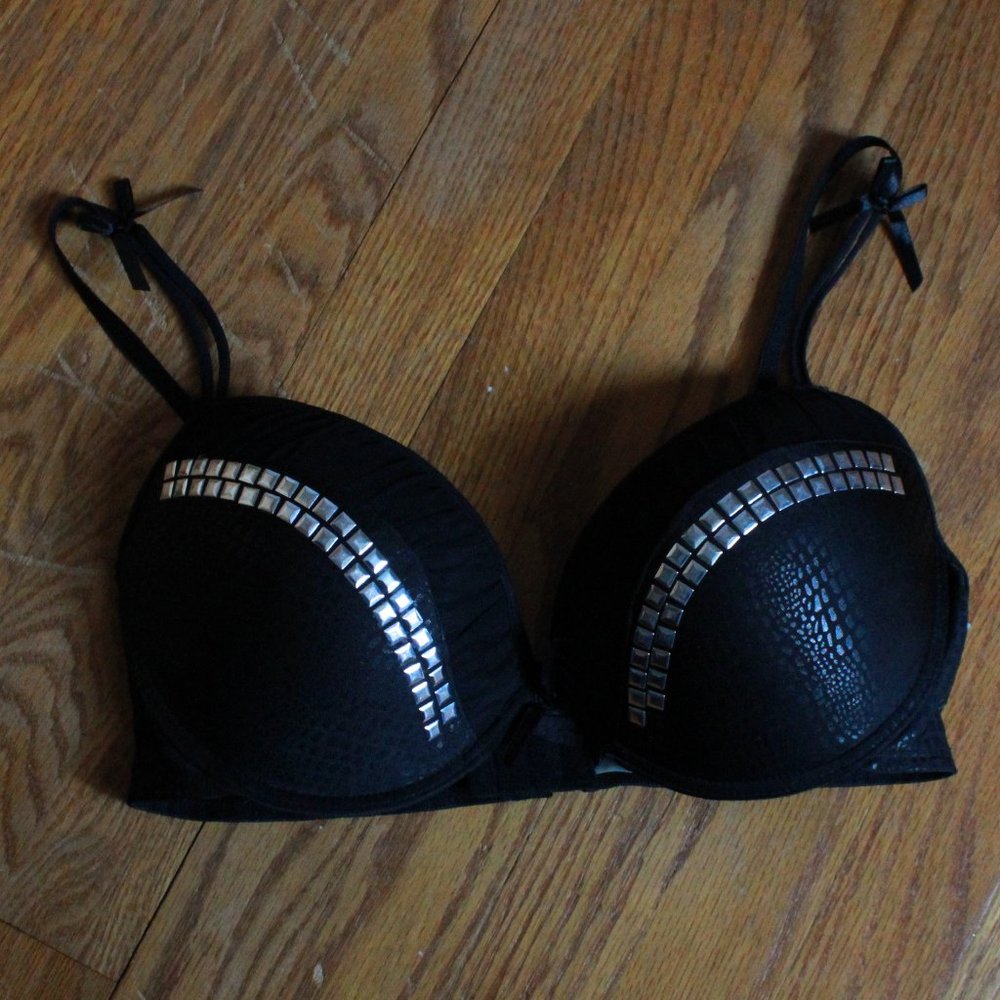 Unknown Brand Studded Reptile Print Underwire Bra